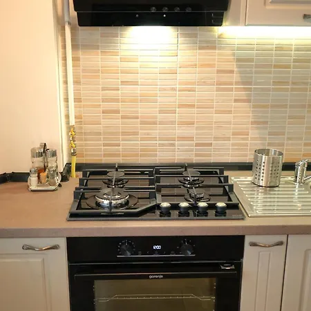 Spacious 4br, 3bt With 3 Balconies Apartment Bucharest