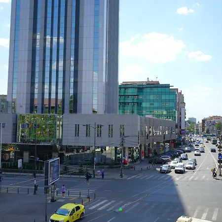Spacious 4br, 3bt With 3 Balconies Bucharest