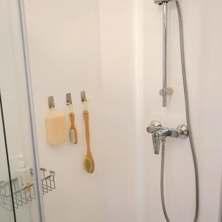 Spacious 4br, 3bt With 3 Balconies Apartment Bucharest