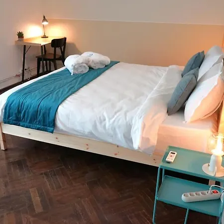 Apartment Spacious 4br, 3bt With 3 Balconies Bucharest