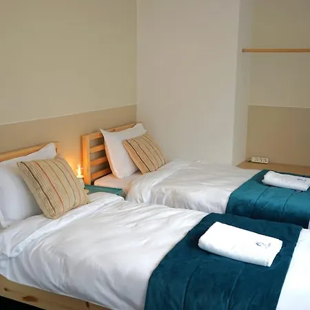 Spacious 4br, 3bt With 3 Balconies Apartment Bucharest