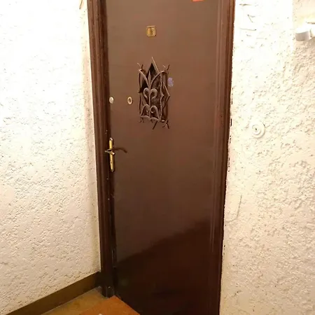 Spacious 4br, 3bt With 3 Balconies Διαμέρισμα Βουκουρέστι