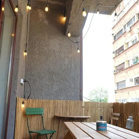 Апартаменты Spacious 4br, 3bt With 3 Balconies