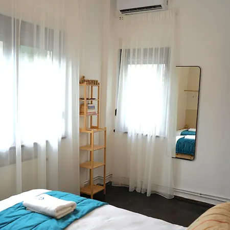 Spacious 4br, 3bt With 3 Balconies 公寓 布加勒斯特