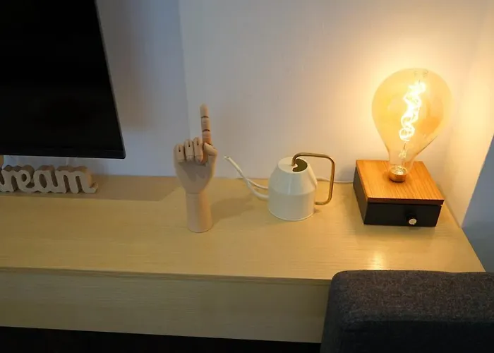 Apartman Spacious 4br, 3bt With 3 Balconies