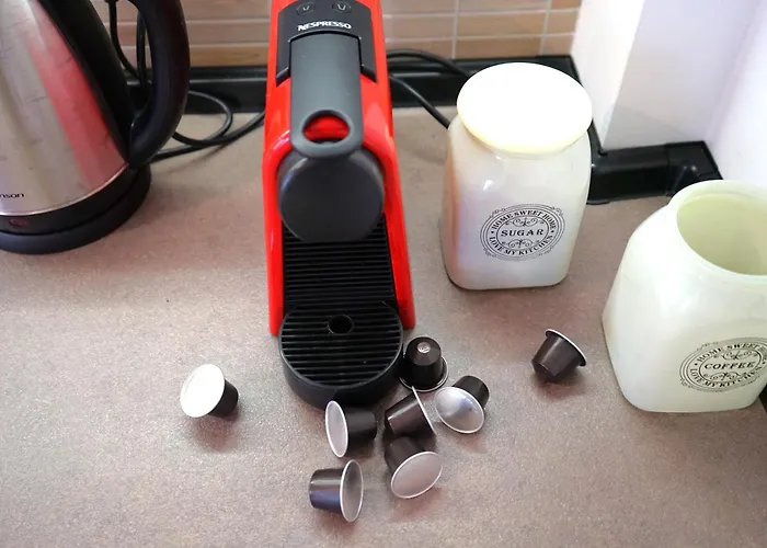 Spacious 4br, 3bt With 3 Balconies Apartament *