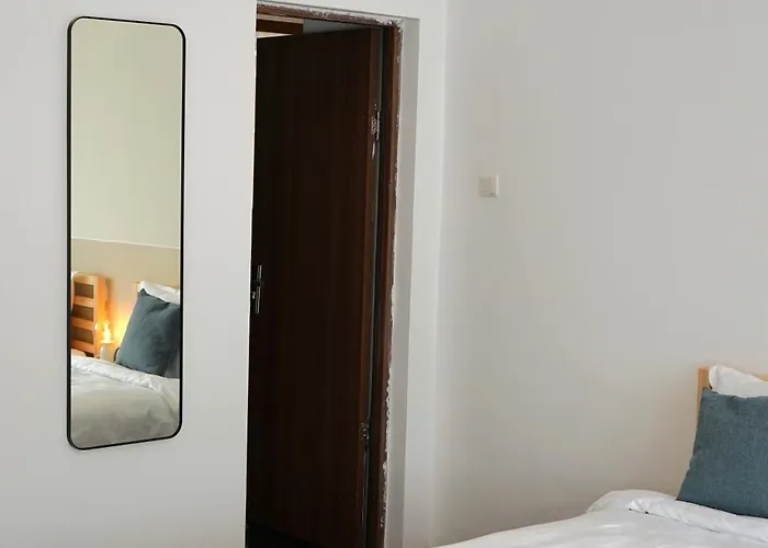 Spacious 4br, 3bt With 3 Balconies Apartment Bucharest