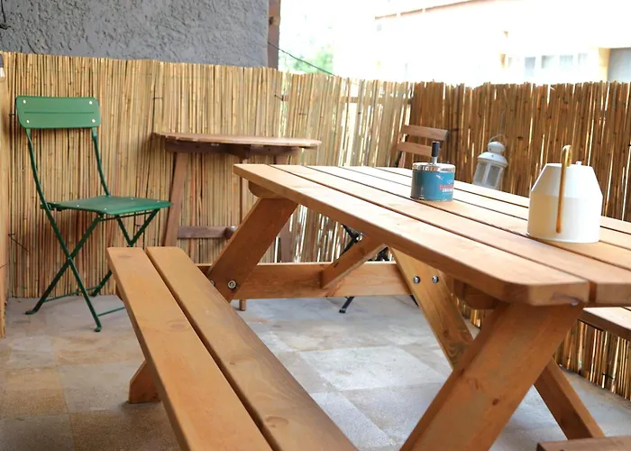 Apartament Spacious 4br, 3bt With 3 Balconies Bukareszt