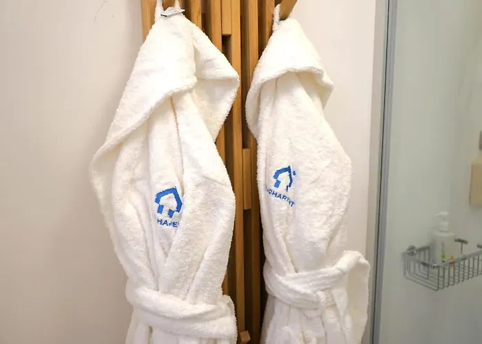 Spacious 4br, 3bt With 3 Balconies *