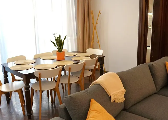 Spacious 4br, 3bt With 3 Balconies Appartamento Bucarest