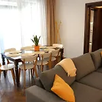 Spacious 4br, 3bt With 3 Balconies Lejlighed Bukarest