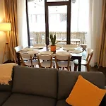 Spacious 4br, 3bt With 3 Balconies * Bukarest