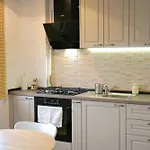 Lejlighed Spacious 4br, 3bt With 3 Balconies Bukarest