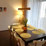 Lejlighed Spacious 4br, 3bt With 3 Balconies Bukarest